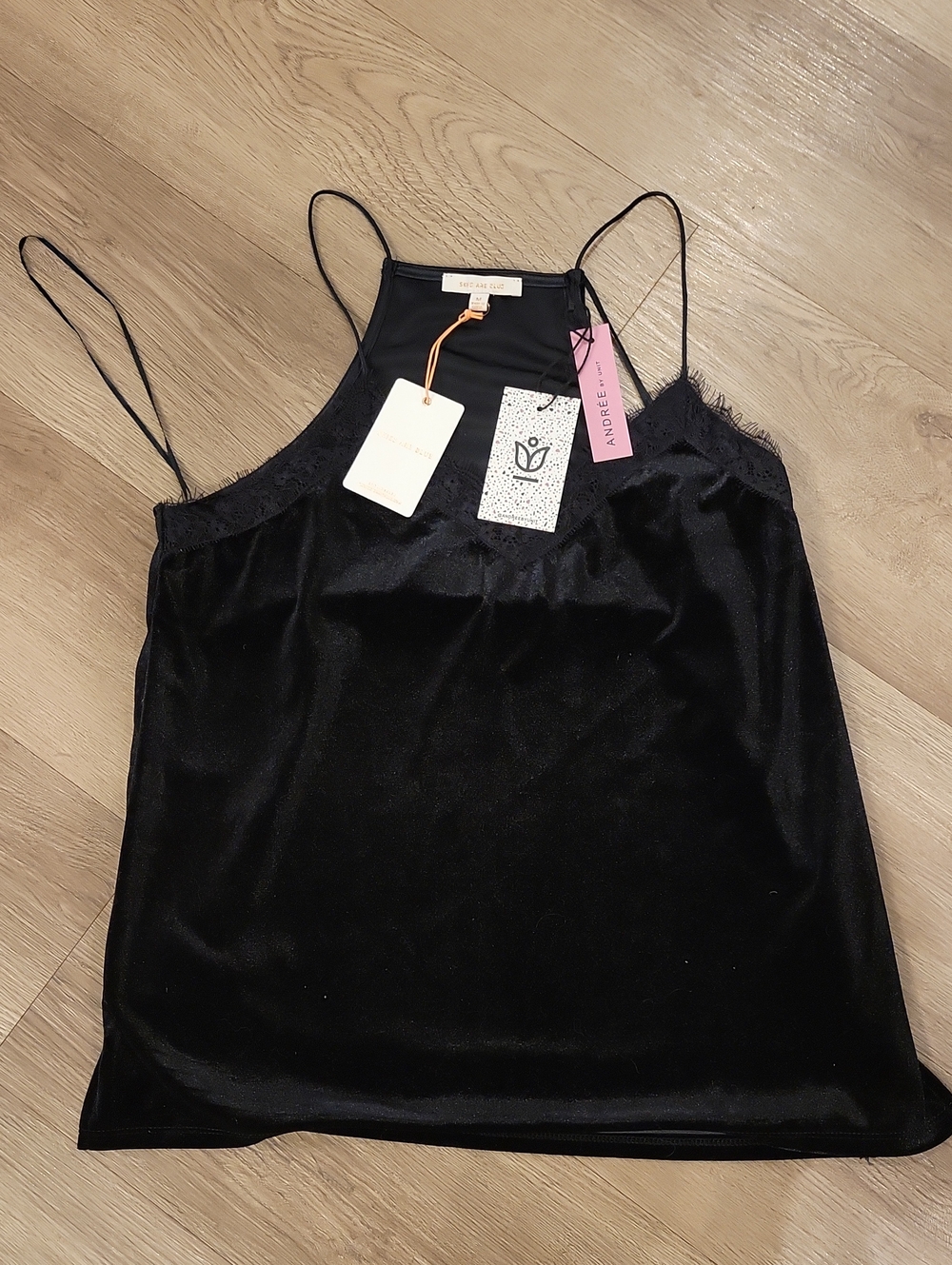 NWT Skies Are Blue Black Velvet Tank